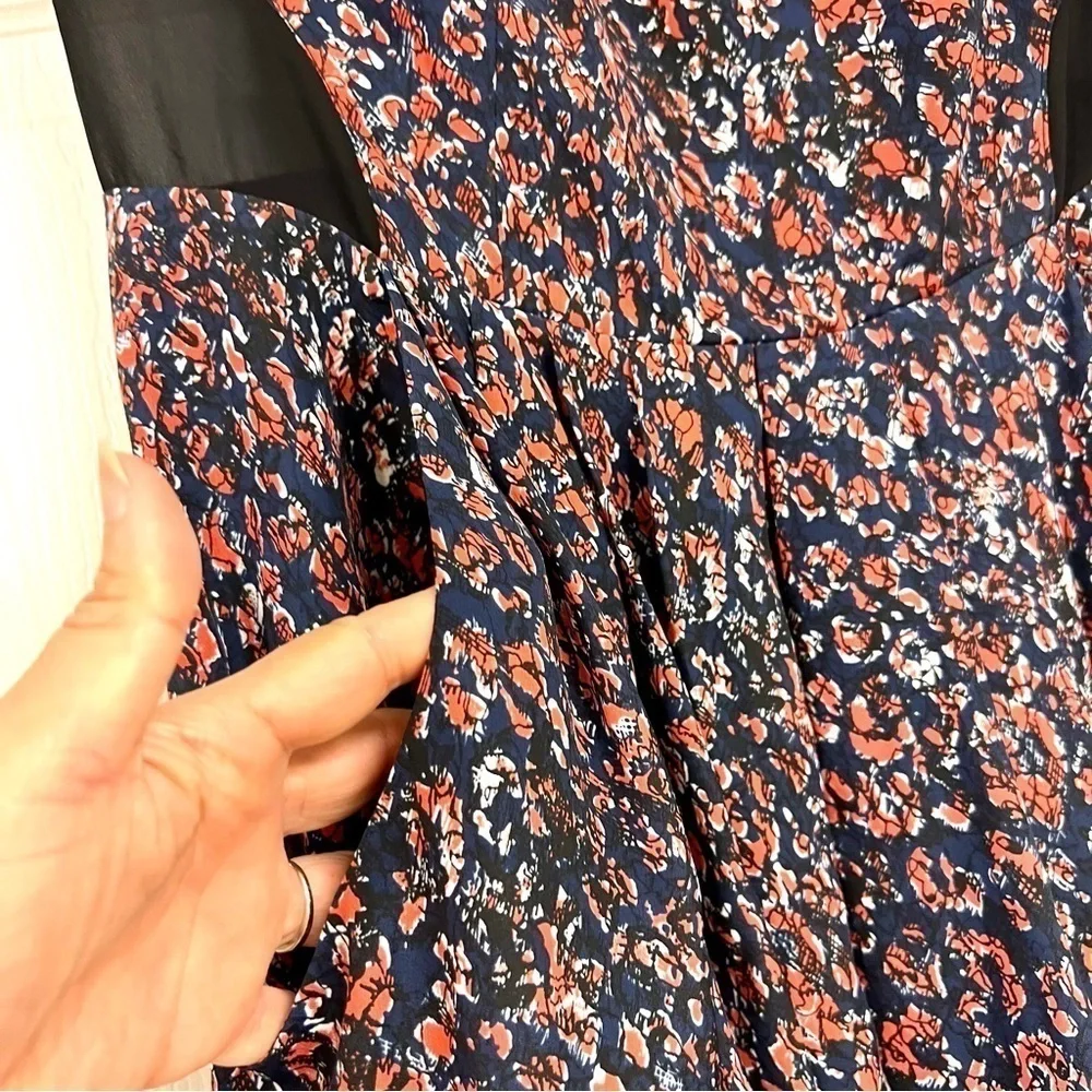 BCBGeneration Women's Size 4 Blue Red Ditzy Floral Motif mesh lined cottagecore
